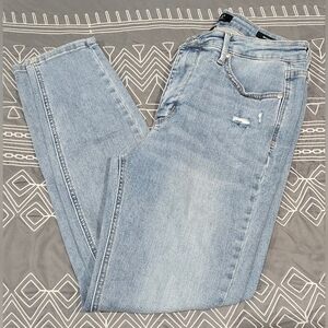 Judy Blue Midrise Distressed Skinny Jeans Size 11/30